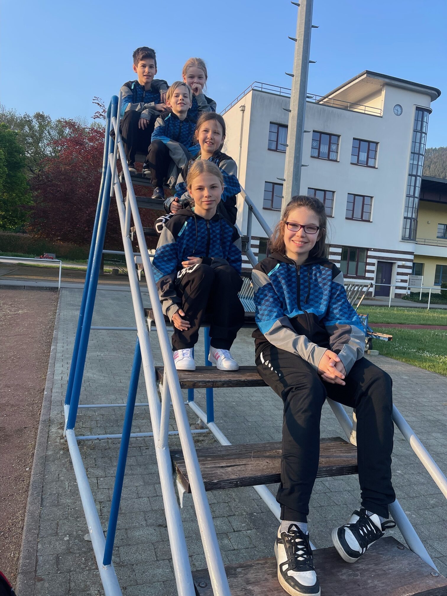 Gruppenbild. Tischtennisspieler Jugend-11 in Bad Blankenburg beim DTTB Talentcup. 12.05.2024