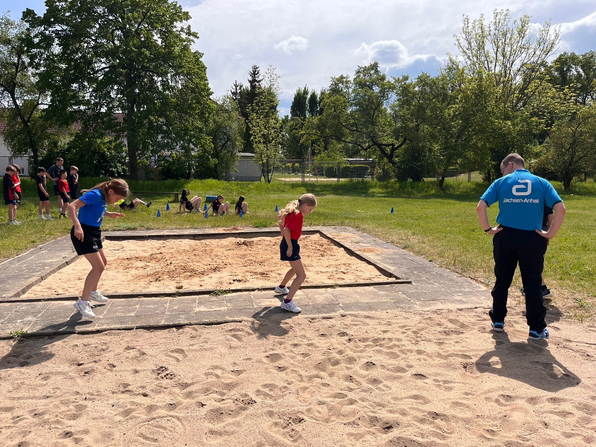 Konditionstraining von Nachwuchsspielern. E-Kader Lehrgang in Dessau. 05.05.2024